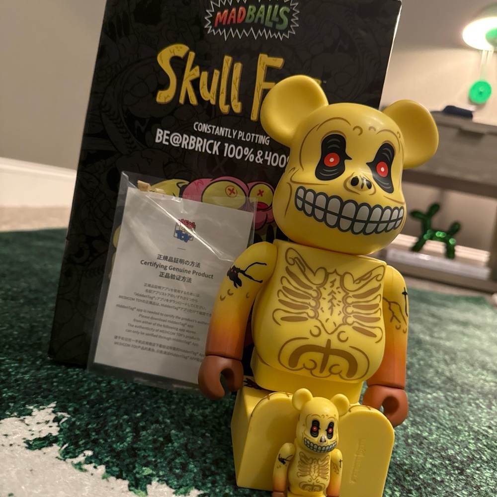 mad balls bearbrick